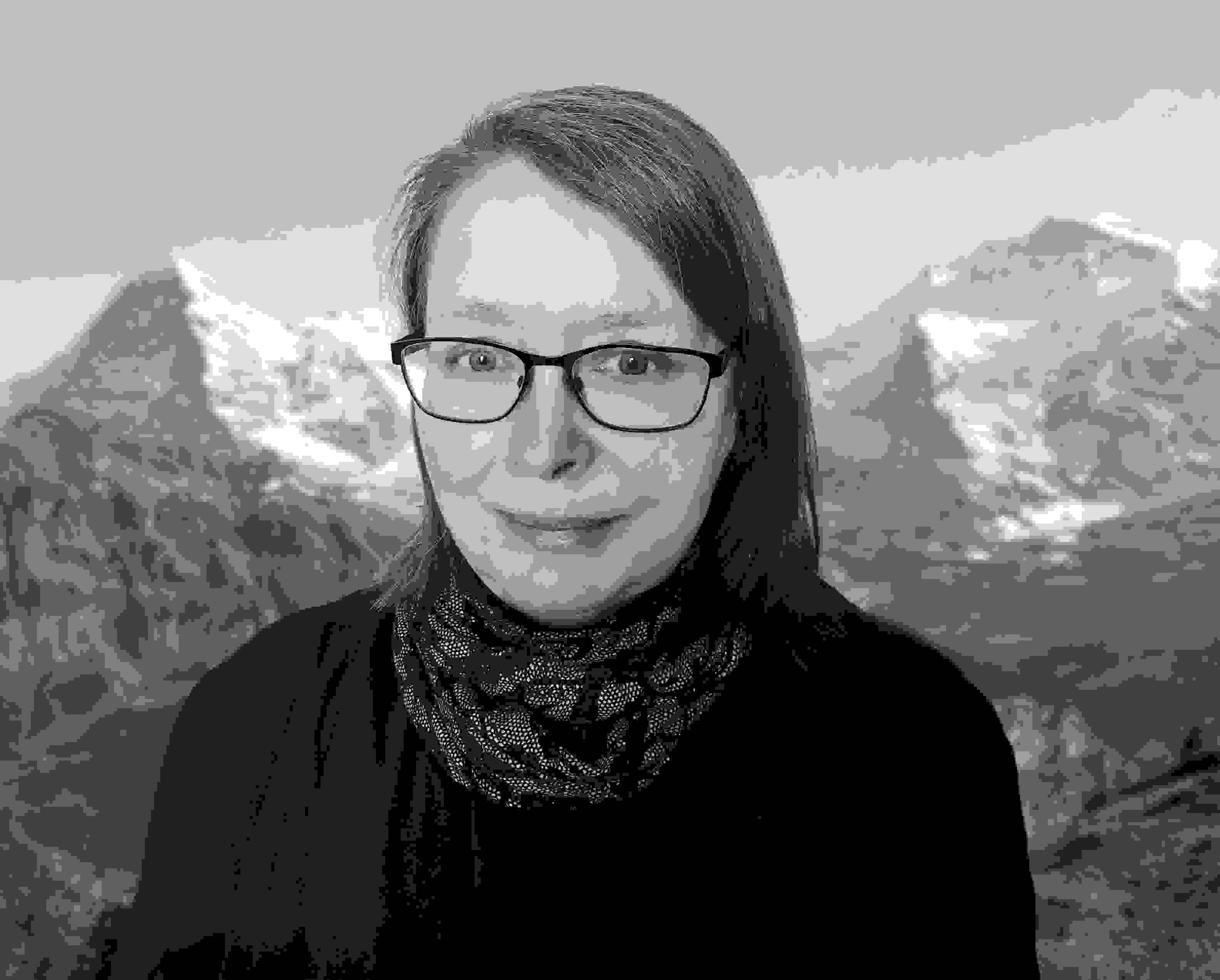 GetLead AG bietet mir die perfekte Möglichkeit, mit Sprache zu spielen und Texte zu schreiben, die Leute zum Nachdenken oder Schmunzeln anregen. Mit viel Liebe zum Detail entwickle ich kreative Lösungen, um Inhalte und Marken lebendig und interessant zu gestalten. Dabei liegt meine Stärke darin, komplexe Ideen in klare und überzeugende Texte zu verwandeln. Ich arbeite eng mit unseren Kunden zusammen, um passende Inhalte zu entwickeln, die die individuelle Markenidentität widerspiegeln und Visionen und Botschaften klar vermitteln. Nur so kann ich ihre Bedürfnisse und Wünsche verstehen und präzise und effektiv umsetzen. 