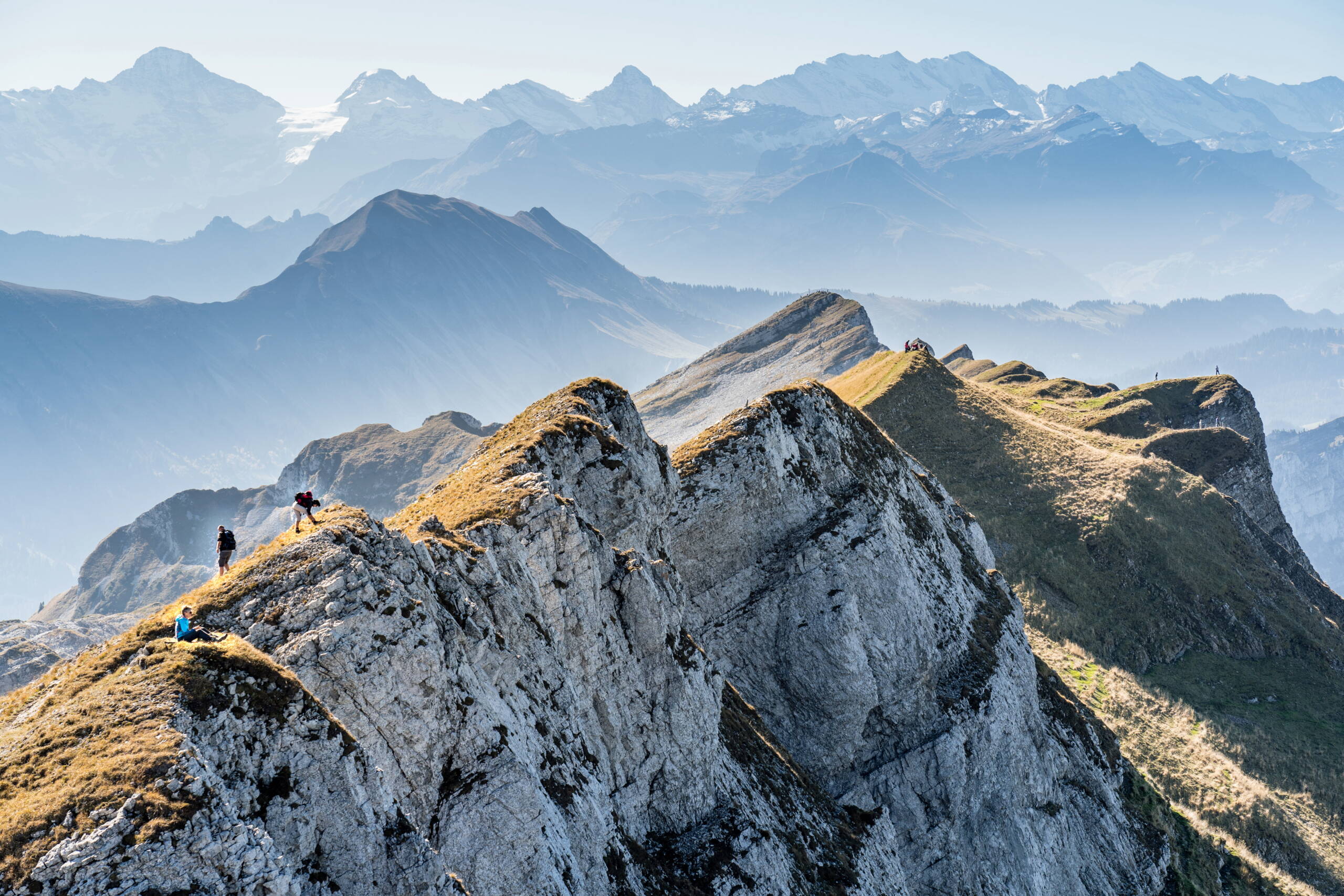 GetLead AG | Allgemeine Geschäftsbedingungen Unsere AGB sind mehr als nur eine Sammlung von Texten: Sie sind unser Bekenntnis, in all unseren Projekten und Dienstleistungen für Klarheit, Fairness und Transparenz zu sorgen.